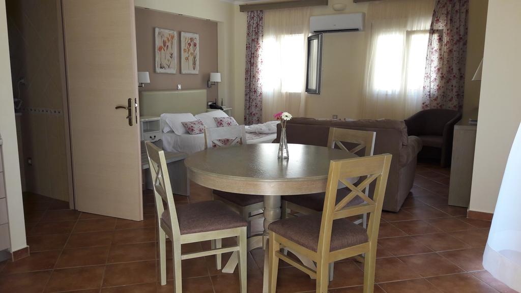 Sivota Gold Aparthotel Exterior photo